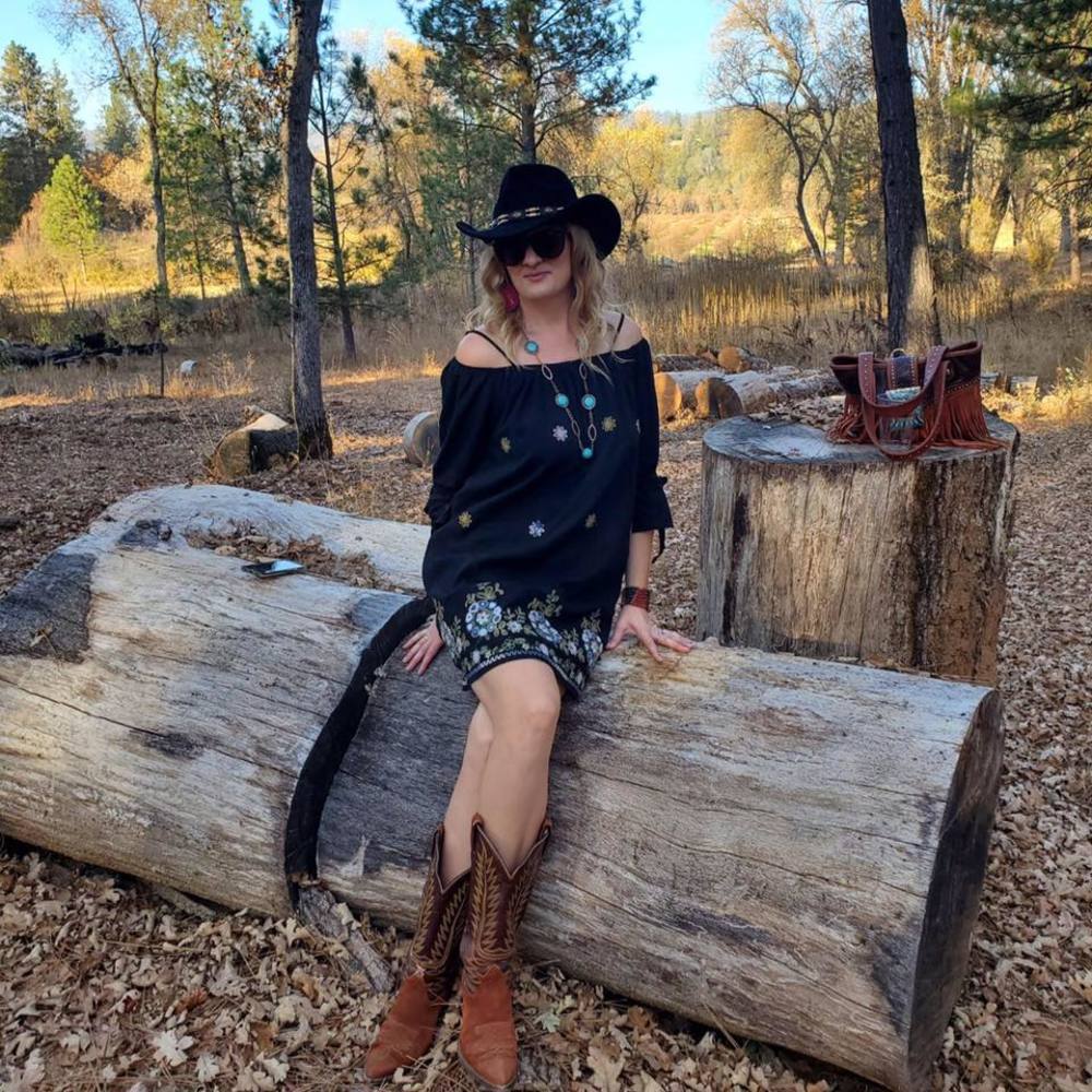 Meet your Posher, Carly